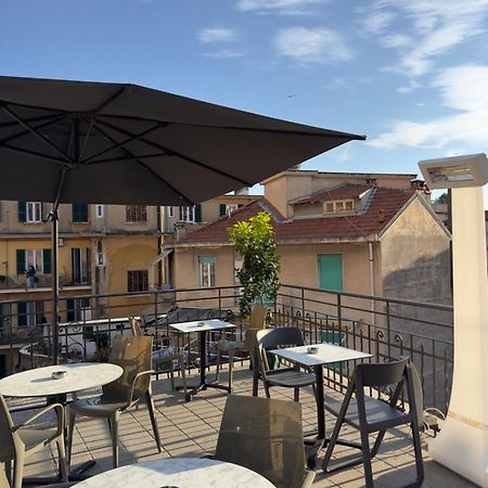 Prima Fila Due Pemium Guest House Санремо Екстер'єр фото