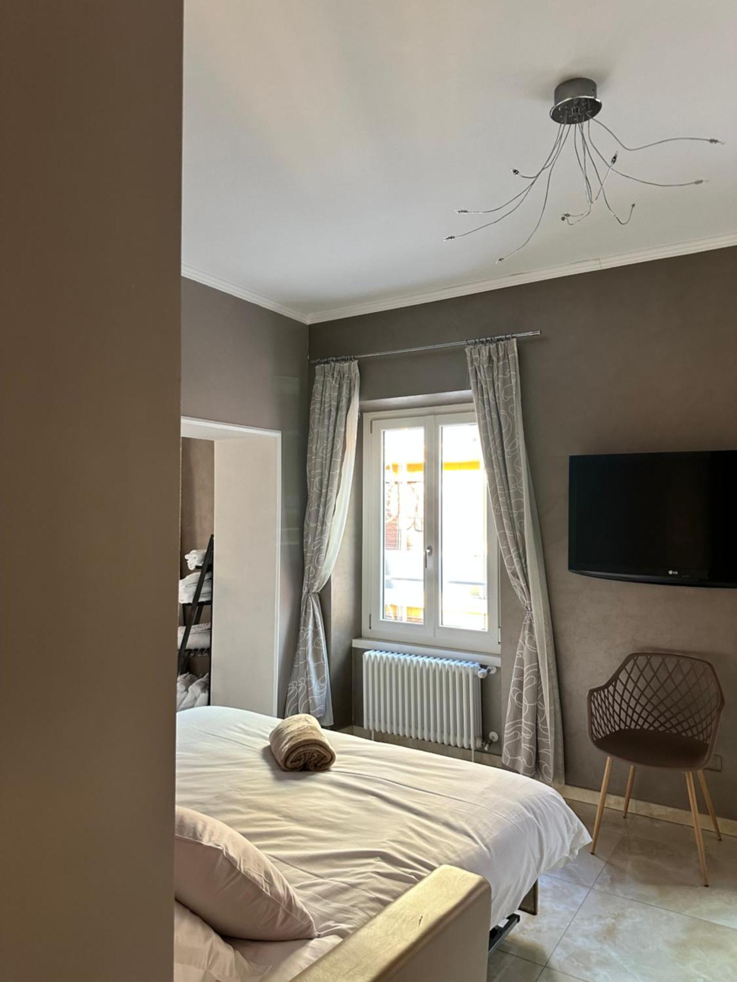 Prima Fila Due Pemium Guest House Санремо Екстер'єр фото